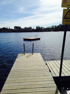 På plats